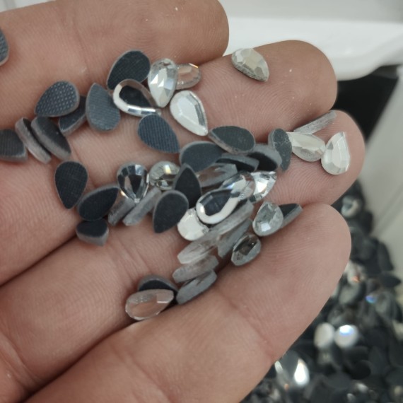 Damla Ütü Ile Yapışma Tekstil Taşları Gümüş - 10 Gr