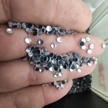 Yuvarlak Kristal Gümüş  Ütü Ile Yapışma Tekstil Taşları