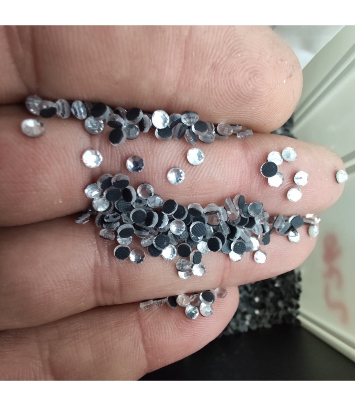 Yuvarlak Kristal Gümüş Ütü Ile Yapışma Tekstil Taşları - 10 Gr